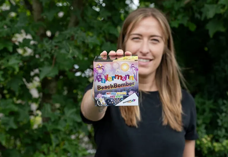 Ballermann Beach Bomber 9-Schuss-Feuerwerk-Batterie