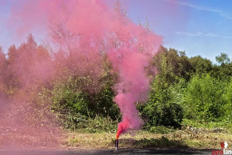 BATTLESMOKE 38 mit Reißzünder 80s, Pink