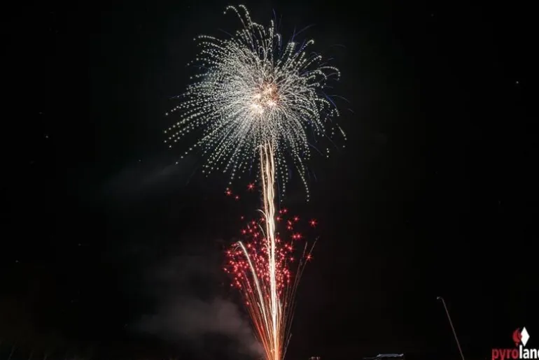 Bär & Bock 13-Schuss-Feuerwerk-Batterie