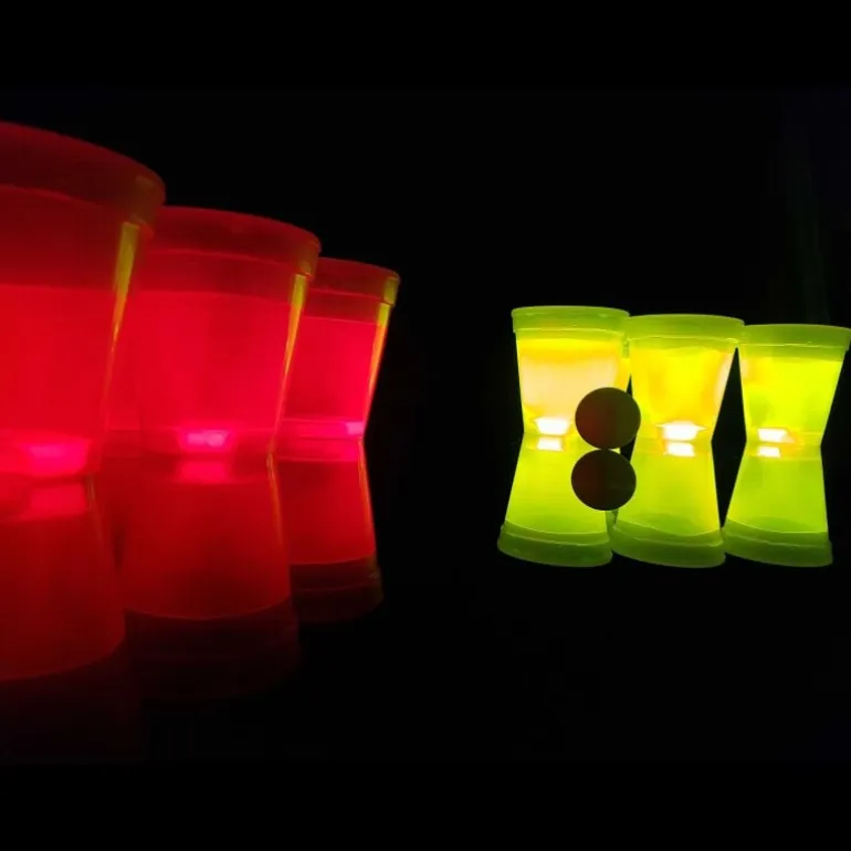 Leuchtendes Beer Pong Set, rot/gelb